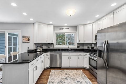 Tiny photo for 6935 Revere Court, Gurnee, IL 60031 (MLS # 12592381)