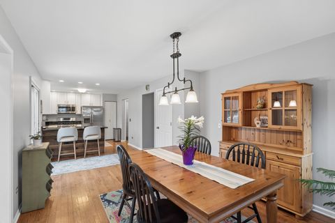 Tiny photo for 6935 Revere Court, Gurnee, IL 60031 (MLS # 12592381)