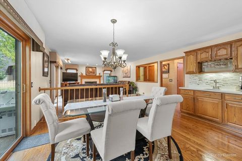 Tiny photo for 7203 Edgewood Court, Spring Grove, IL 60081 (MLS # 12501354)