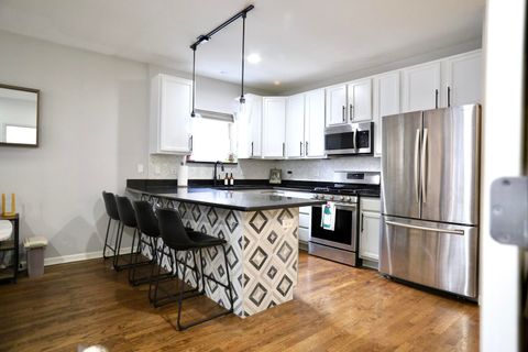 Tiny photo for 1509 N Artesian Avenue #1, Chicago, IL 60622 (MLS # 12604480)