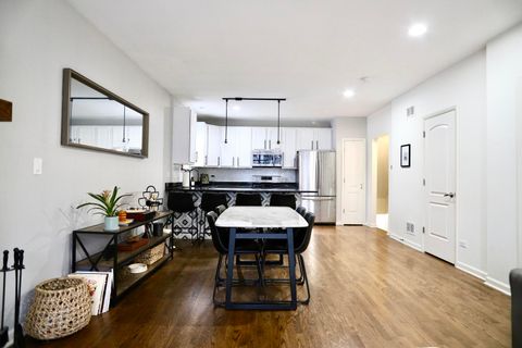 Tiny photo for 1509 N Artesian Avenue #1, Chicago, IL 60622 (MLS # 12604480)