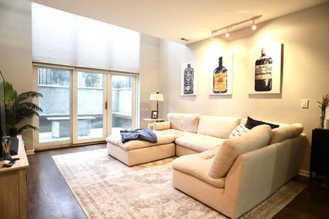 Tiny photo for 1509 N Artesian Avenue #1, Chicago, IL 60622 (MLS # 12604480)