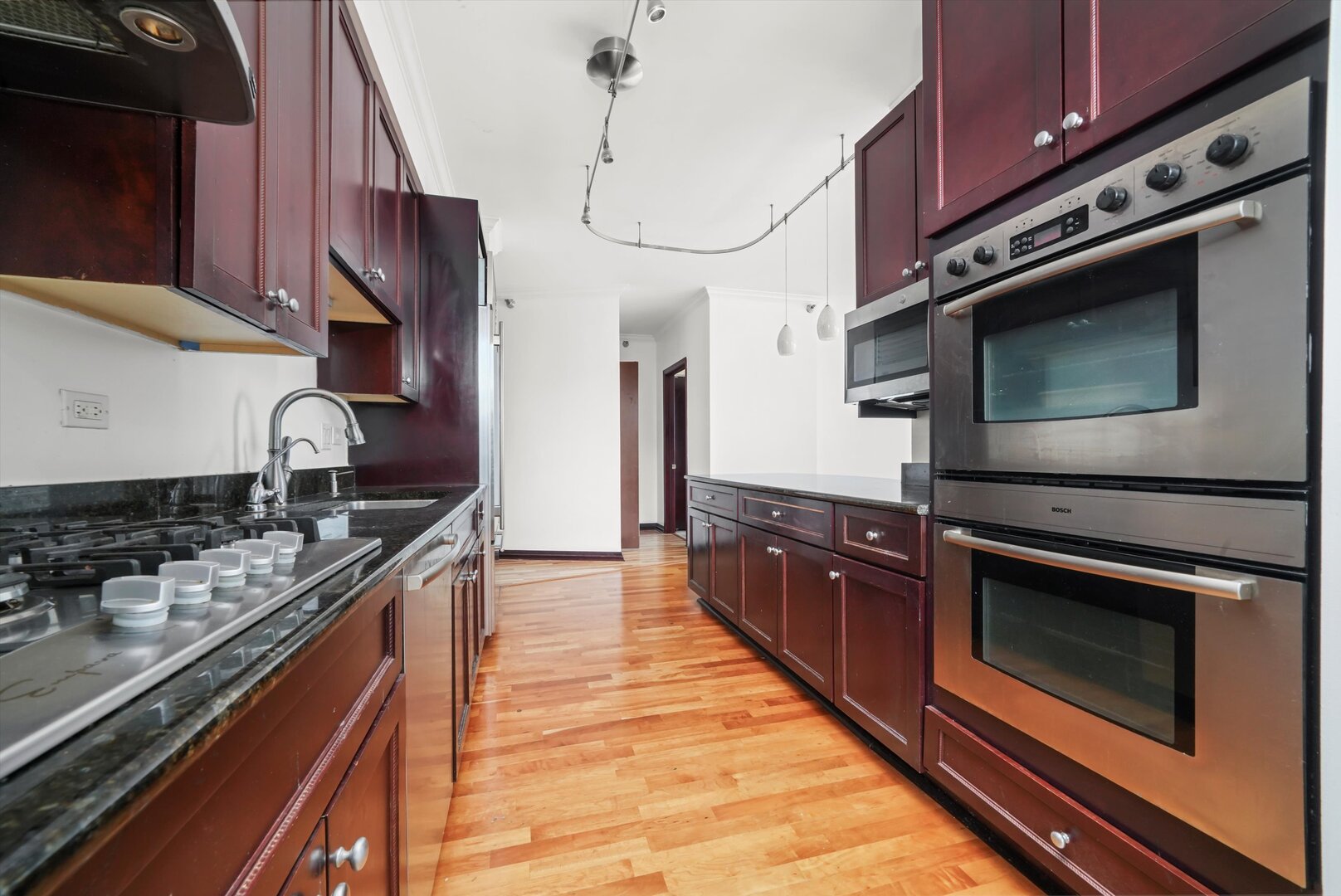 33 W Ontario Street 43B
