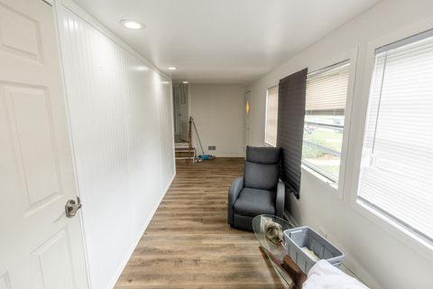 Tiny photo for 4422 Custer Avenue, Brookfield, IL 60513 (MLS # 12451422)