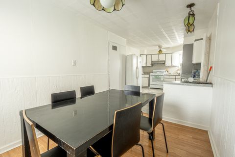 Tiny photo for 4422 Custer Avenue, Brookfield, IL 60513 (MLS # 12451422)