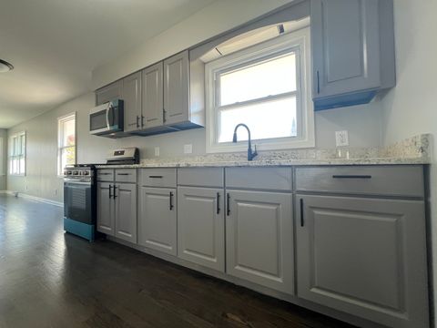 Tiny photo for 701 Lundy Street, Streator, IL 61364 (MLS # 12498309)