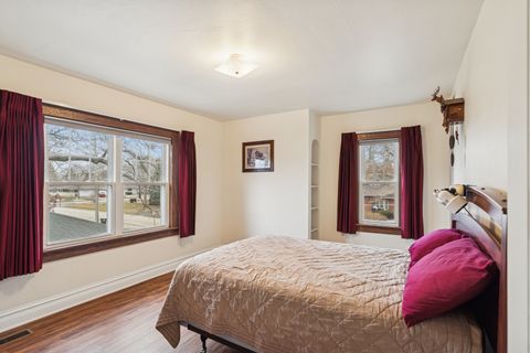 Tiny photo for 802 Kirkwood Avenue, Winthrop Harbor, IL 60096 (MLS # 12579072)