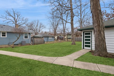 Tiny photo for 802 Kirkwood Avenue, Winthrop Harbor, IL 60096 (MLS # 12579072)