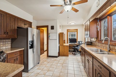 Tiny photo for 802 Kirkwood Avenue, Winthrop Harbor, IL 60096 (MLS # 12579072)