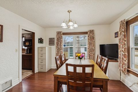 Tiny photo for 802 Kirkwood Avenue, Winthrop Harbor, IL 60096 (MLS # 12579072)