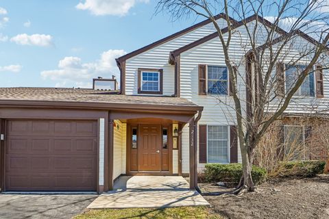 Photo of 2132 Berkley Court #202B, Naperville, IL 60565 (MLS # 12589895)