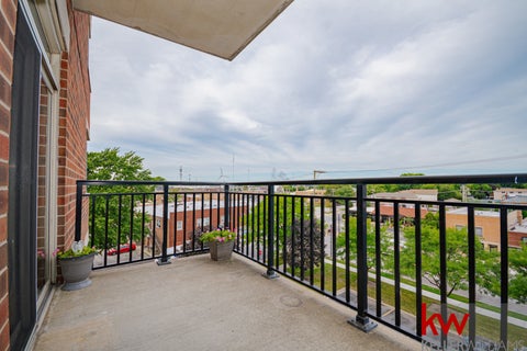 Tiny photo for 9355 Irving Park Road #421, Schiller Park, IL 60176 (MLS # 12792231)