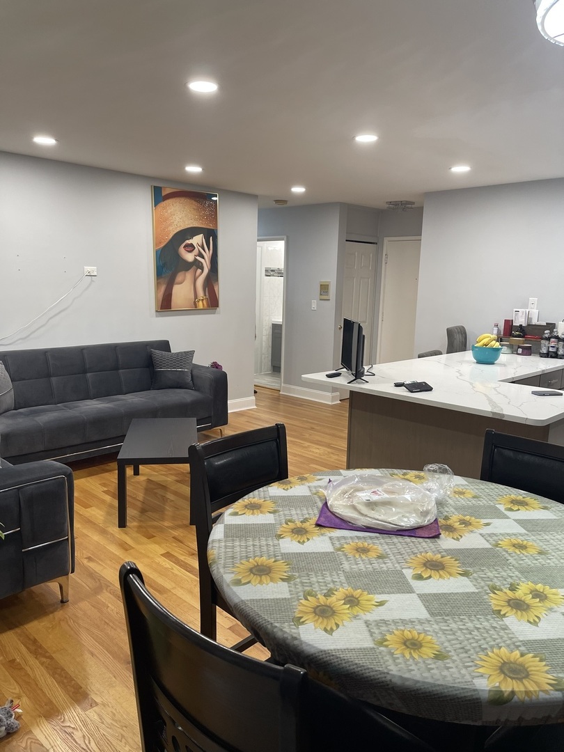 8710 Skokie Boulevard 3BS