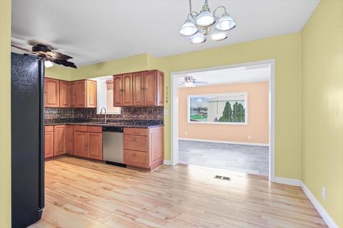 Tiny photo for 1513 GATES Drive, Rantoul, IL 61866 (MLS # 12611117)