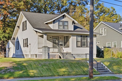Photo of 4535 14th Avenue, Rock Island, IL 61201 (MLS # 12794493)