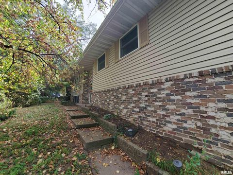 Tiny photo for 1637 HARRISON Drive, Clinton, IA 52732 (MLS # QC4268555)