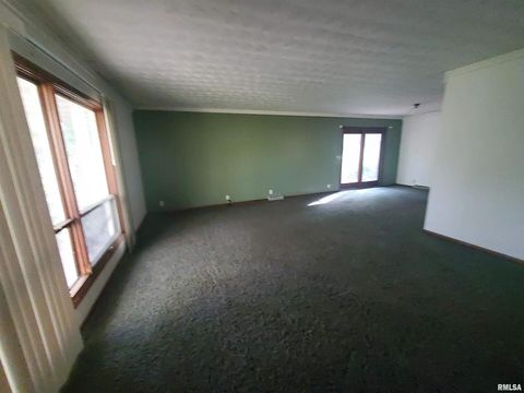 Tiny photo for 1637 HARRISON Drive, Clinton, IA 52732 (MLS # QC4268555)