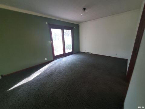 Tiny photo for 1637 HARRISON Drive, Clinton, IA 52732 (MLS # QC4268555)