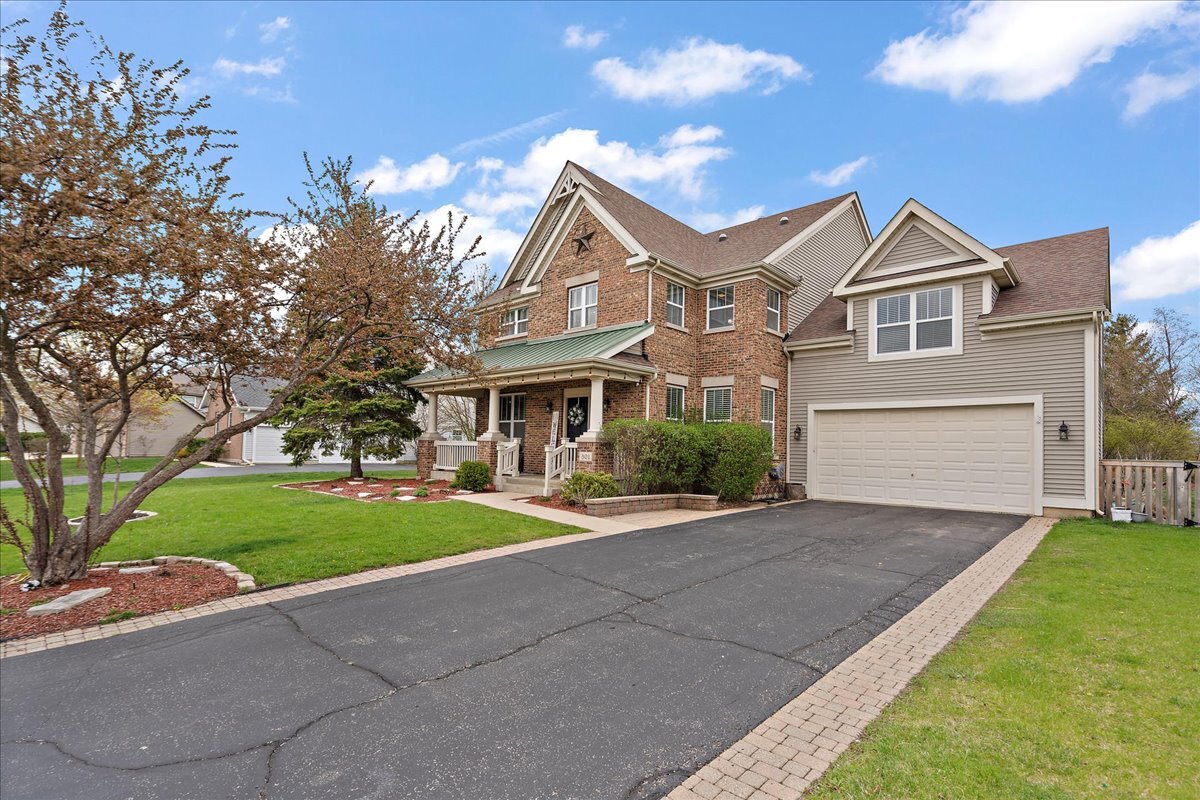 301 Willowbrook Way