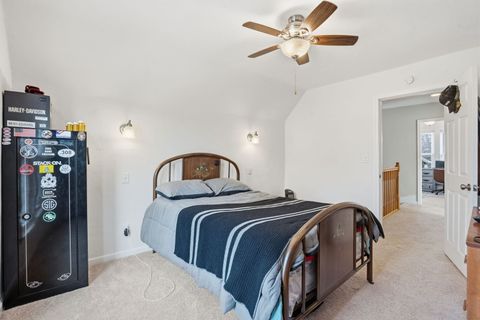 Tiny photo for 2707 Iowa Street, Davenport, IA 52803 (MLS # 12574684)