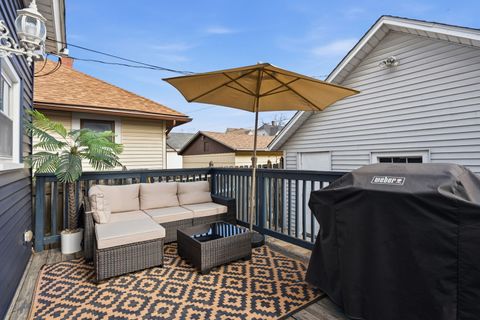 Tiny photo for 2707 Iowa Street, Davenport, IA 52803 (MLS # 12574684)