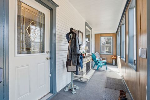 Tiny photo for 2707 Iowa Street, Davenport, IA 52803 (MLS # 12574684)