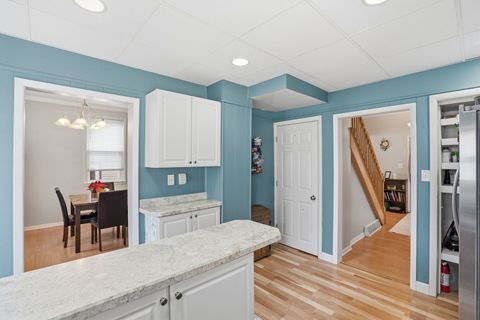 Tiny photo for 2707 Iowa Street, Davenport, IA 52803 (MLS # 12574684)