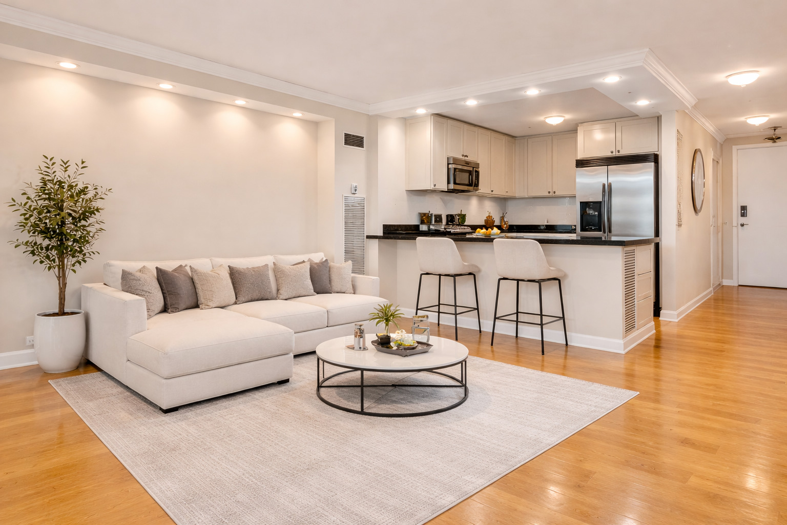 405 N WABASH Avenue 3412