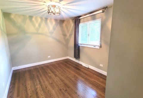 Tiny photo for 83 Wildwood Drive, Barrington, IL 60010 (MLS # 12701929)
