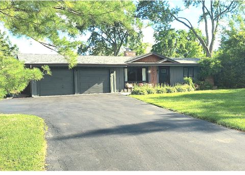Tiny photo for 83 Wildwood Drive, Barrington, IL 60010 (MLS # 12701929)