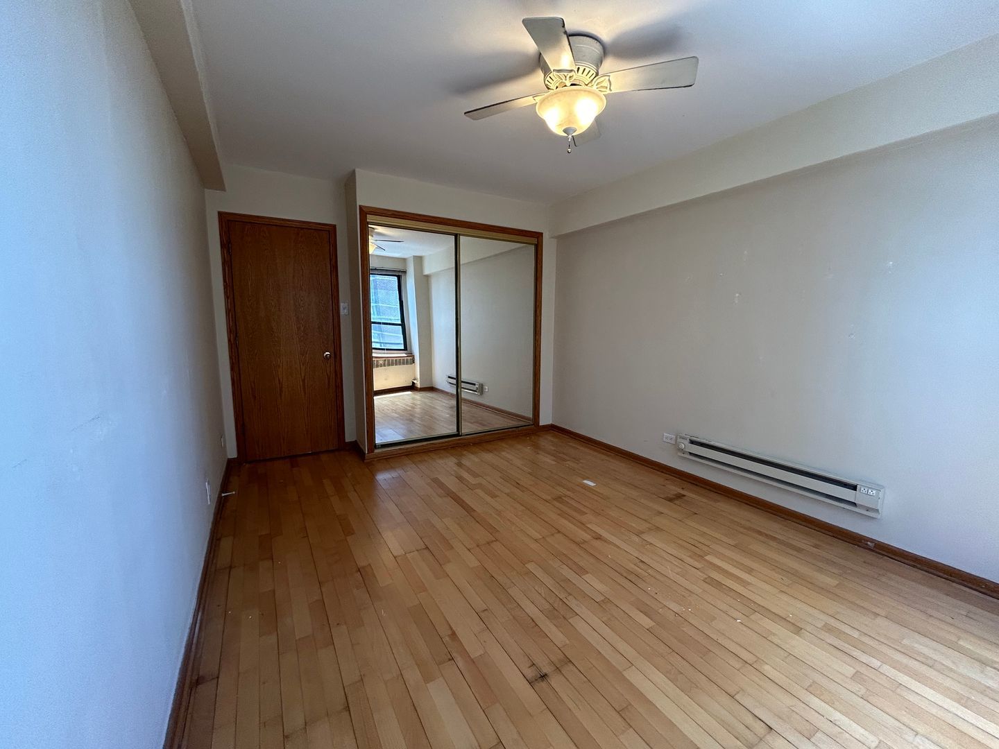 4180 N Marine Drive 1004