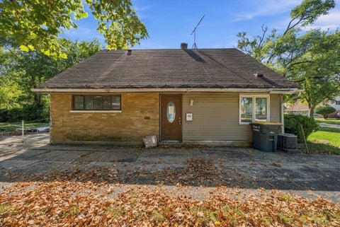 Tiny photo for 17143 Ridgewood Avenue, Lansing, IL 60438 (MLS # 12770487)