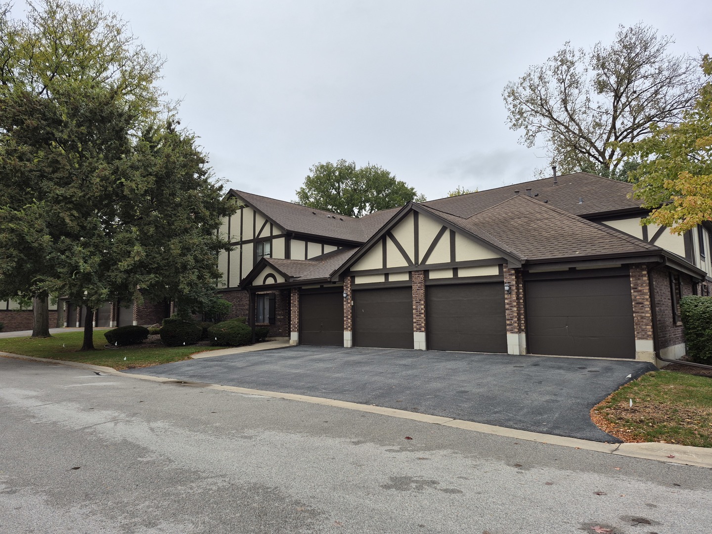 8216 Mulberry Court 8B