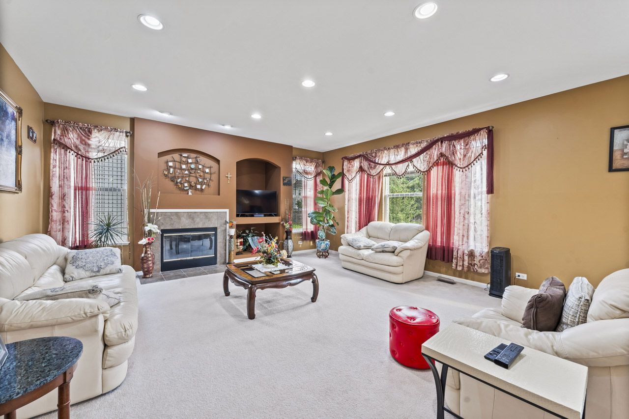 2023 Torino Drive