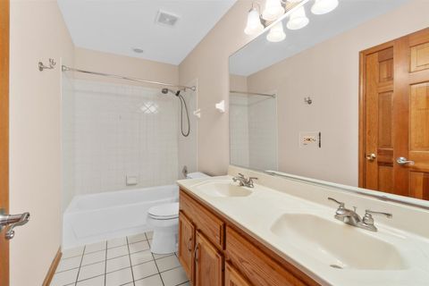 Tiny photo for 1007 Hollingswood Court, Naperville, IL 60564 (MLS # 12573963)