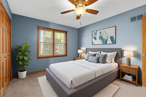 Tiny photo for 1007 Hollingswood Court, Naperville, IL 60564 (MLS # 12573963)