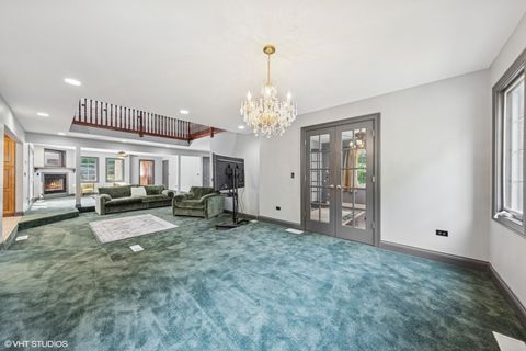 Tiny photo for 6001 Wolf Road, La Grange Highlands, IL 60525 (MLS # 12420078)