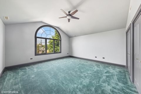 Tiny photo for 6001 Wolf Road, La Grange Highlands, IL 60525 (MLS # 12420078)