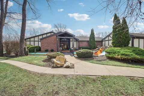 Tiny photo for 8239 Mulberry Court #13C, Palos Hills, IL 60465 (MLS # 12585941)