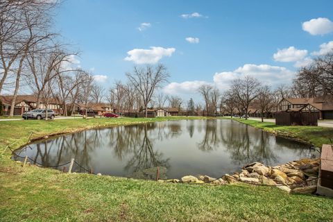 Tiny photo for 8239 Mulberry Court #13C, Palos Hills, IL 60465 (MLS # 12585941)