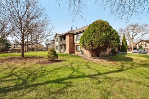 Tiny photo for 8239 Mulberry Court #13C, Palos Hills, IL 60465 (MLS # 12585941)