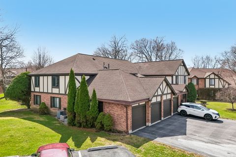 Tiny photo for 8239 Mulberry Court #13C, Palos Hills, IL 60465 (MLS # 12585941)