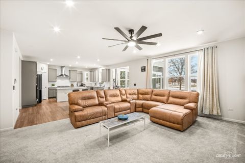 Tiny photo for 3667 Peregrine Way, Elgin, IL 60124 (MLS # 12560254)