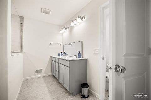 Tiny photo for 3667 Peregrine Way, Elgin, IL 60124 (MLS # 12560254)