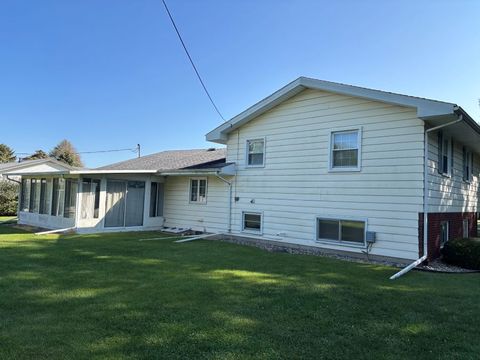Tiny photo for 540 N 8th Street, Sheldon, IL 60966 (MLS # 12476243)