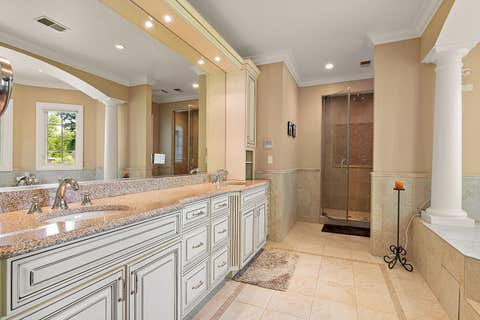 Tiny photo for 1110 S WASHINGTON Avenue, Park Ridge, IL 60068 (MLS # 12685208)