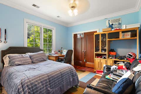 Tiny photo for 1110 S WASHINGTON Avenue, Park Ridge, IL 60068 (MLS # 12685208)