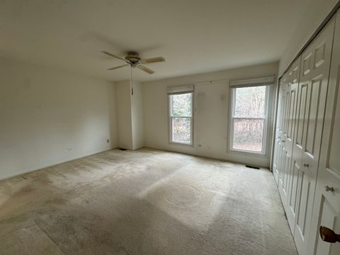 Tiny photo for 1974 Wexford Circle #123, Wheaton, IL 60189 (MLS # 12513071)