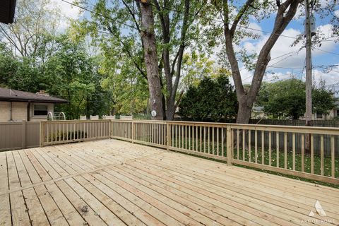 Tiny photo for 213 HIAWATHA Trail, Wood Dale, IL 60191 (MLS # 12502029)