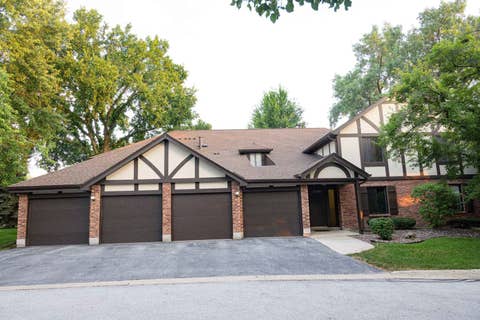 Photo of 8235 Poplar Lane #1A, Palos Hills, IL 60465 (MLS # 12732498)